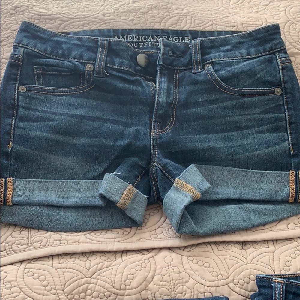 Bundle Of 3 Pairs Of Jeans, 1 Capri, And 1 Short - image 2